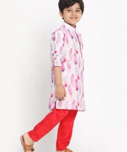 Vastramay Cotton Blend Multicolor-Base-White Baap Beta Kurta Pyjama Set 14 Vastramay Cotton Blend Multicolor-Base-White Baap Beta Kurta Pyjama Set