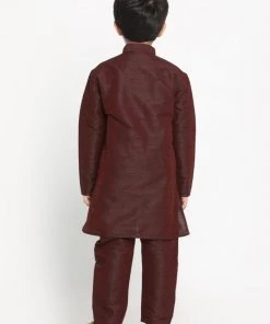 VASTRAMAY Boys Silk Blend Kurta And Pyjama Set