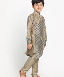 VASTRAMAY Boys Brown Ethnic Motifs Angrakha Kurta With Pyjamas