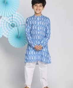 VASTRAMAY Boys Traditional Ikkat Print Flat Collar Kurta And Pyjama Set