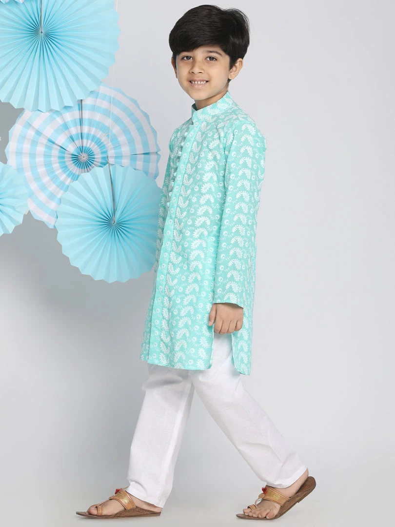 Boys Vastramay Boy's Green And White Kurta Pyjama Set 4 Boys Vastramay Boy's Green And White Kurta Pyjama Set