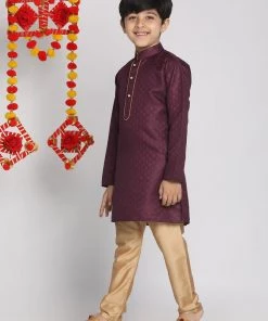 VASTRAMAY Boys Purple & Gold-Toned Regular Straight Jacquard Kurta With Pyjamas