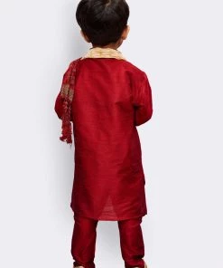 Vastramay Maroon Silk Blend Baap Beta Kurta Pyjama Dupatta Set 18 Vastramay Maroon Silk Blend Baap Beta Kurta Pyjama Dupatta Set