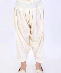 VASTRAMAY Boys Cream-Coloured Solid Patiala