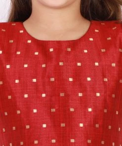 Vastramay Silk Blend Maroon Color Woven Sibling Set