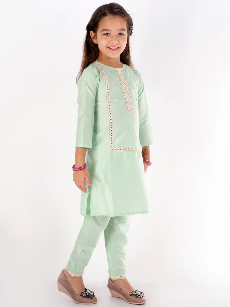 Vastramay Mint Green Viscose Kurta Pyjama Siblings Set 4 Vastramay Mint Green Viscose Kurta Pyjama Siblings Set