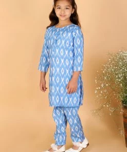 Vastramay Aqua Blue Traditional Ikkat Print Siblings Set