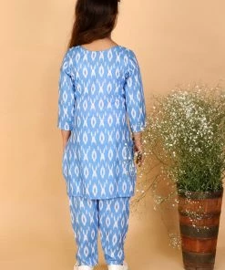 Vastramay Aqua Blue Traditional Ikkat Print Siblings Set 12 Vastramay Aqua Blue Traditional Ikkat Print Siblings Set