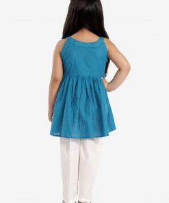 Vastramay Girls' Handloom Cotton Kurta And Straight Pant Set 10 Vastramay Girls' Handloom Cotton Kurta And Straight Pant Set