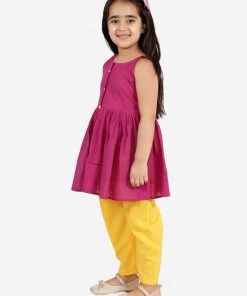 Vastramay Girls' Handloom Cotton Kurta And Straight Pant Set