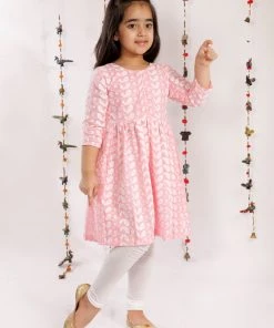 Vastramay Girls' Chikankari Cotton Kurta And Leggings Set