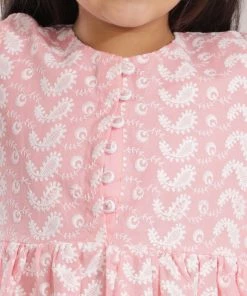Vastramay Girls' Chikankari Cotton Kurta And Leggings Set