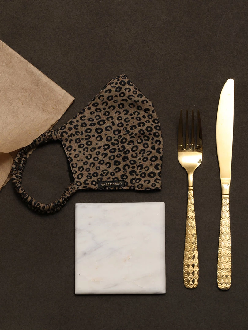 Vastramay Unisex 2-Ply Animal Printed Reusable Free Size Comfortable, Ear Loop Wellness Masks In Leopard Brown - Pack Of 1 3 Vastramay Unisex 2-Ply Animal Printed Reusable Free Size Comfortable, Ear Loop Wellness Masks In Leopard Brown - Pack Of 1