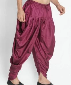 VASTRAMAY Men's Purple Cotton Blend Dhoti