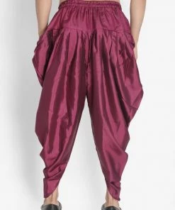 VASTRAMAY Men's Purple Cotton Blend Dhoti