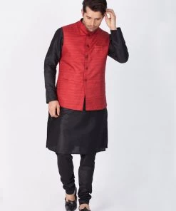 Vastramay Men's Black Cotton Silk Blend Kurta, Ethnic Jacket And Pyjama Set Kurta Sets