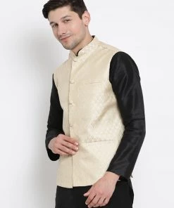 Vastramay Men's Cream Silk Blend Ethnic Jacket