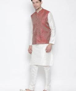 Vastramay Men's White Cotton Silk Blend Kurta, Ethnic Jacket And Pyjama Set