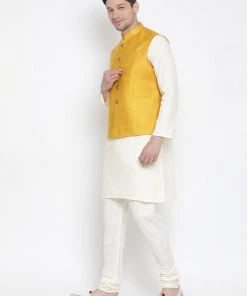 Kurta Sets VASTRAMAY Men's Beige Cotton Blend Kurta, Ethnic Jacket And Pyjama Set
