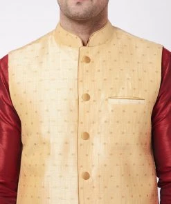 VASTRAMAY Men's Silk Blend Kurta And Pyjama With Gold Woven Nehru Jacket