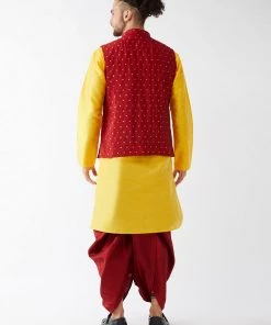 VASTRAMAY Men's Maroon Jacquard Jacket With Yellow Silk Kurta And Dhoti Set 11 VASTRAMAY Men's Maroon Jacquard Jacket With Yellow Silk Kurta And Dhoti Set