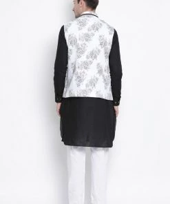 Jacket Kurta Sets VASTRAMAY Men's Black Cotton Blend Kurta, Ethnic Jacket And Pyjama Set 11 Jacket Kurta Sets VASTRAMAY Men's Black Cotton Blend Kurta, Ethnic Jacket And Pyjama Set