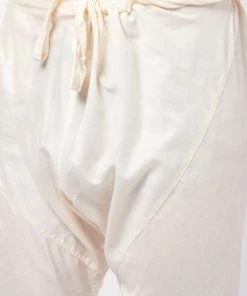 VASTRAMAY Men's Viscose Cream Kurta And Pyjama With Grey Woven Nehru Jacket