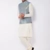 VASTRAMAY Men's Viscose Cream Kurta And Pyjama With Grey Woven Nehru Jacket
