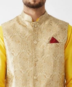 Jacket Kurta Sets VASTRAMAY Men's Rose Gold Silk Blend Ethnic Jacket, Yellow Kurta And Pyjama Set