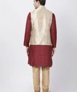 Vastramay Men's Maroon Cotton Silk Blend Kurta, Ethnic Jacket And Pyjama Set
