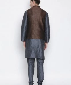 Vastramay Men's Grey Cotton Silk Blend Kurta, Ethnic Jacket And Pyjama Set