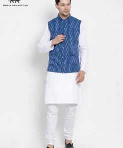Vastramay Men's White Cotton Kurta, Ethnic Jacket And Pyjama Set