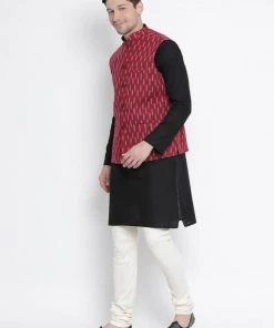 Vastramay Men's Black Cotton Kurta, Ethnic Jacket And Pyjama Set