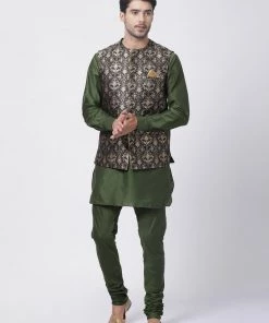 Vastramay Men's Green Cotton Silk Blend Kurta, Ethnic Jacket And Pyjama Set