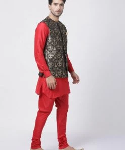 Vastramay Men's Red Cotton Silk Blend Kurta, Ethnic Jacket And Pyjama Set