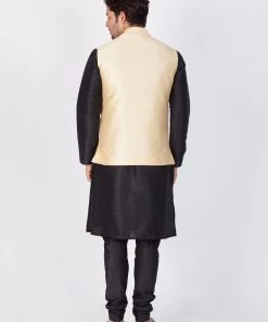 VASTRAMAY Men's Black Cotton Silk Blend Kurta, Ethnic Jacket And Pyjama Set 11 VASTRAMAY Men's Black Cotton Silk Blend Kurta, Ethnic Jacket And Pyjama Set