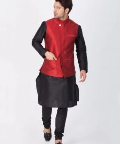 VASTRAMAY Men's Black Cotton Silk Blend Kurta, Ethnic Jacket And Pyjama Set Kurta Sets
