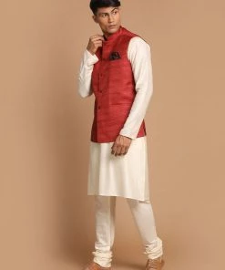 Kurta Sets VASTRAMAY Men's Maroon Textured Nehru Jacket With Cream Kurta And Pyjama Set
