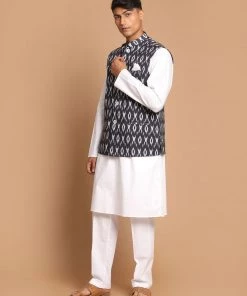 VASTRAMAY Men's Black And White Printed Nehru Jacket With White Kurta Pyjama Jacket Kurta Sets