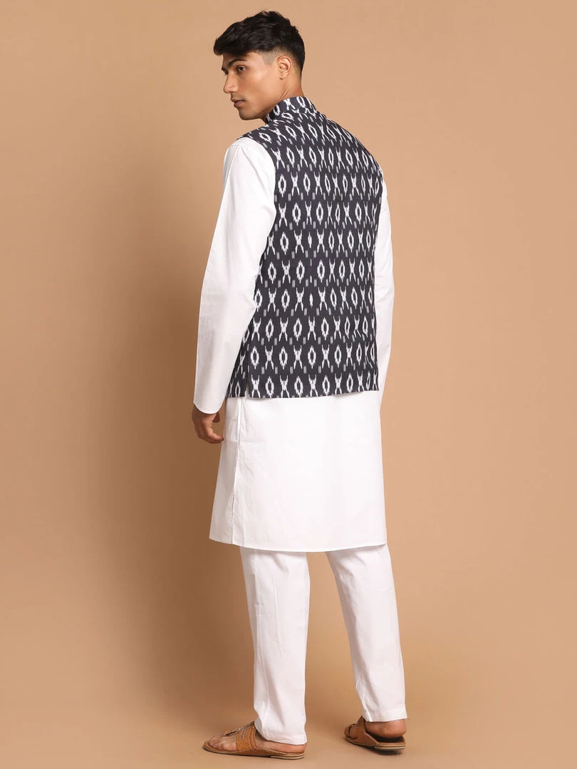 VASTRAMAY Men's Black And White Printed Nehru Jacket With White Kurta Pyjama Jacket Kurta Sets 5 VASTRAMAY Men's Black And White Printed Nehru Jacket With White Kurta Pyjama Jacket Kurta Sets