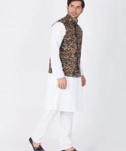 Vastramay Men's White Cotton Blend Kurta, Ethnic Jacket And Pyjama Set