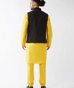 VASTRAMAY Men's Black Silk Blend Ethnic Jacket, Yellow Kurta And Pyjama Set Jacket Kurta Sets