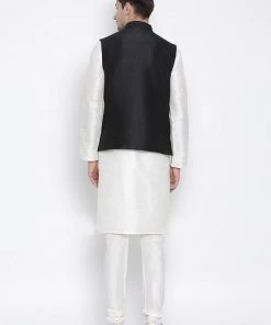 Vastramay Men's White Cotton Silk Blend Kurta, Ethnic Jacket And Pyjama Set