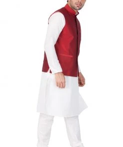 Vastramay Men's White Cotton Silk Blend Kurta, Ethnic Jacket And Pyjama Set