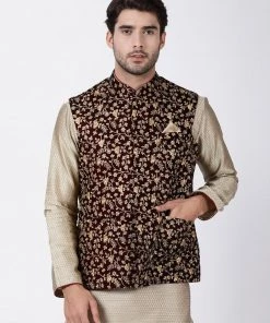 Vastramay Men's Maroon Cotton Silk Blend Ethnic Jacket