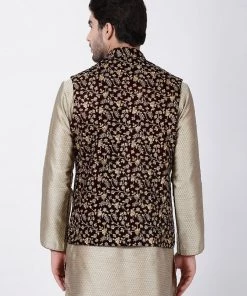 Vastramay Men's Maroon Cotton Silk Blend Ethnic Jacket