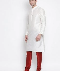 Vastramay Men's White Cotton Silk Blend Kurta And Pyjama Set