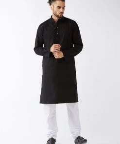 Kurta Sets VASTRAMAY Men's Black Cotton Kurta And Pyjama Set