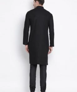 Vastramay Men's Black Cotton Kurta And Pyjama Set