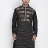 Vastramay Men's Black Cotton Silk Blend Kurta